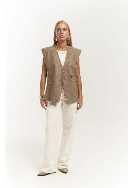 Faven Bej Yan Yırtmaç Detay Yelek fiyatları