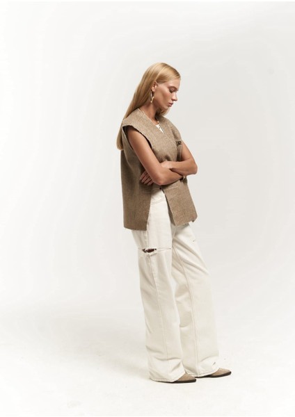 Faven Bej Yan Yırtmaç Detay Yelek modelleri