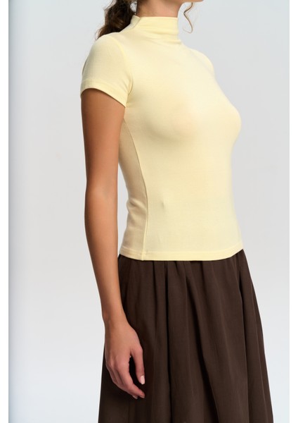 Anvers Boğazlı Sarı Crop modelleri