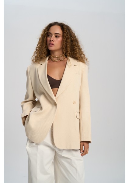 Solara Arkası Düğmeli Naturel Blazer