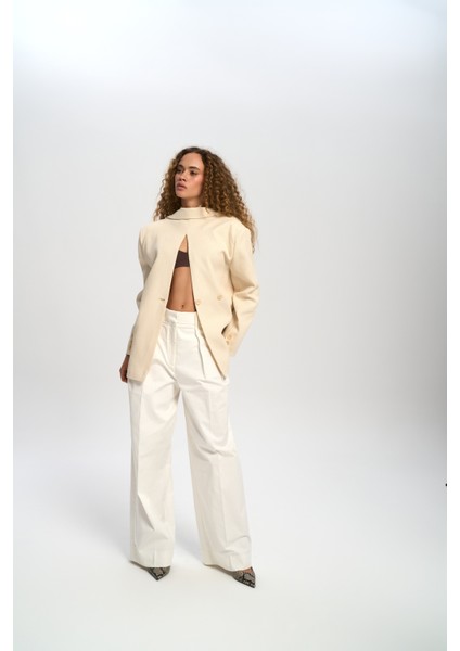 Solara Arkası Düğmeli Naturel Blazer fiyatları