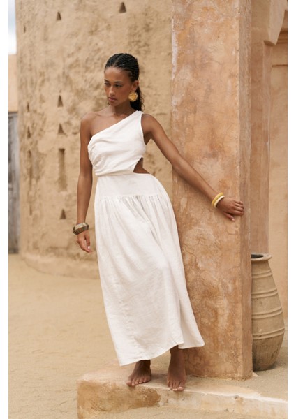 Mharia Asimetrik Detay Beyaz Uzun Keten Elbise modelleri