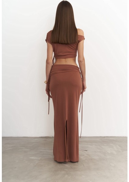 Ivan Büzgülü Kahve Crop Etek Takım modelleri