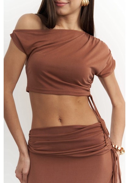 Ivan Büzgülü Kahve Crop Etek Takım fırsatları