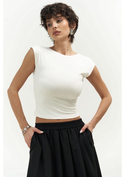 Nives Sırt Dekolteli Beyaz Crop modelleri