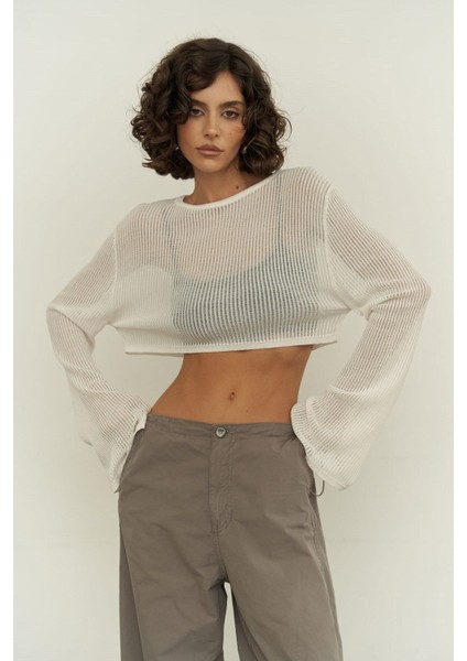 Variel Beyaz Ince Triko Crop modelleri