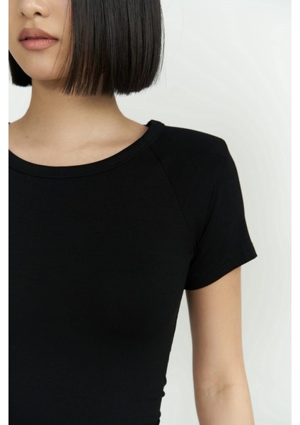 Perla Vatkalı Siyah Crop Bluz fırsatları