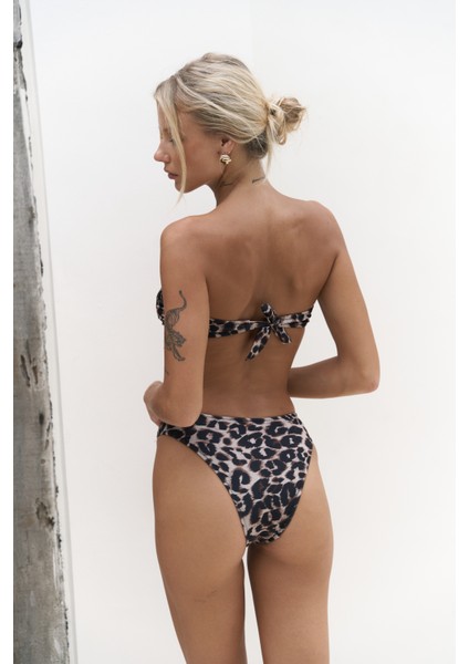 Budisas Toka Detaylı Leopar Bikini Altı fırsatları