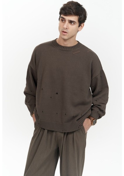 Alec Fitilli Yırtık Detay Kahve Erkek Triko Kazak