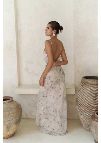 Purtyas Fırfır Detaylı Bej Uzun Elbise fırsatları