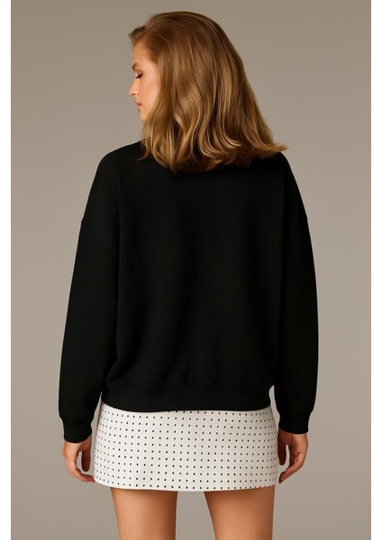 Oversize Bisiklet Yaka Sweatshirt Siyah fırsatları