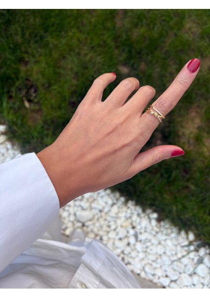 Çift Sarmal Mini Zirkon Taş Detaylı Ayarlanabilir Altın Kaplama Yüzük