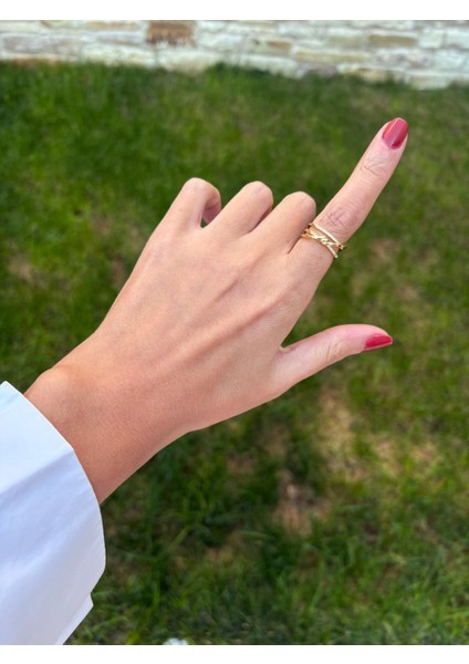 Çift Sarmal Mini Zirkon Taş Detaylı Ayarlanabilir Altın Kaplama Yüzük modelleri