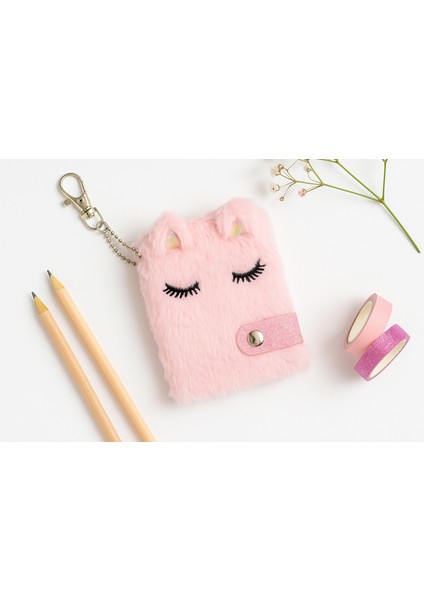 Mini Peluş Kapak Defter 11X8 cm – Anahtarlıklı Unicorn Tasarım, Yumuşak Tüylü Kaplama 60 Sayfa