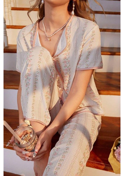 Çok Renkli Fransız Esintili Zarif Pijama Takımı 7325