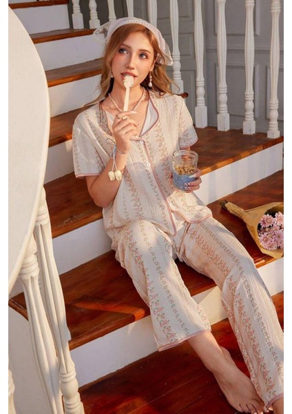 Çok Renkli Fransız Esintili Zarif Pijama Takımı 7325 indirimleri