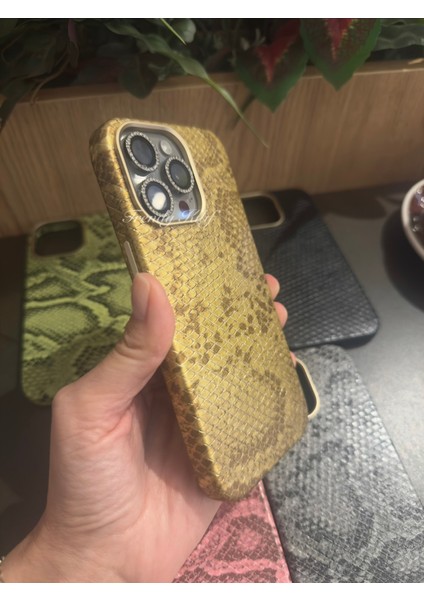 iphone (16 Pro Max) Uyumlu Yılan Desenli Deri Magsafe Kılıf modelleri
