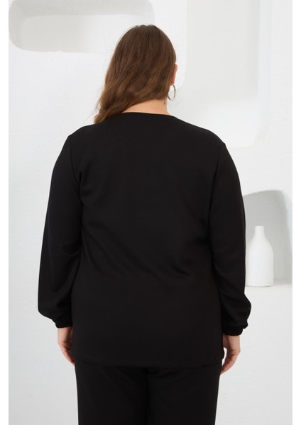 Yaka Detaylı Kol ve Eteği Büzgülü Büyük Beden Sweat Siyah fırsatları