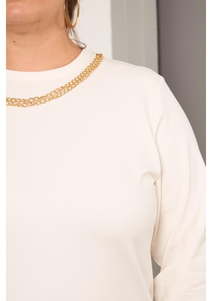 Yaka Zincir Detaylı Büyük Beden Sweatshirt Ekru fiyatları
