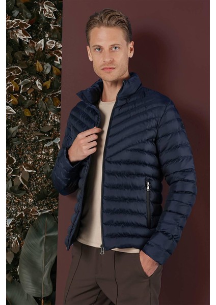 mt 165 Lacivert Spor Mont fırsatları