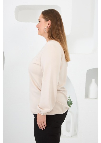 Yaka Detaylı Kol ve Eteği Büzgülü Büyük Beden Sweat Krem modelleri