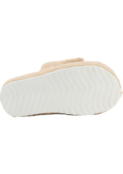 Kadın Hayvanlı Kapalı Ev Terliği – Sevimli Kedili Peluş Kışlık Model modelleri