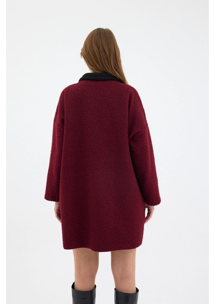 Kadın Oversize Siyah Yakalı Çift Düğmeli Teddy Kaban - Bordo fırsatları