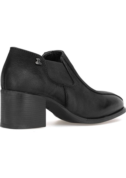 2512708K Kadın Hakiki Deri Klasik Topuklu Ayakkabı Siyah fırsatları