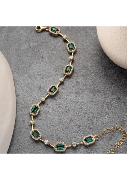 Kadın 925 Ayar Gümüş Zümrüt Taşlı Zarif Bileklik fiyatları