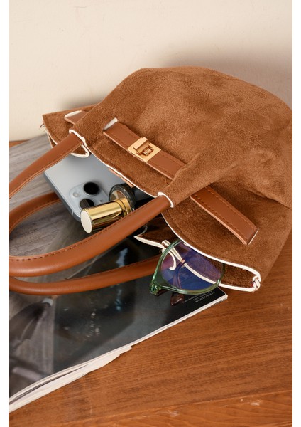 Kadın Kilit Detaylı Süet Mini Çanta