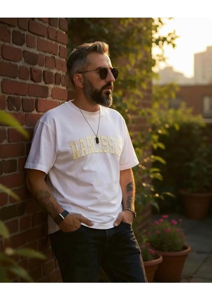 Narcissus Nakış Detaylı Oversize Tişört