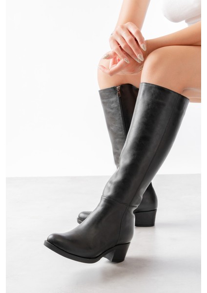 Lorida Siyah Deri Topuklu (5 Cm) Yanı Fermuarlı Günlük Kullanım Çizme modelleri