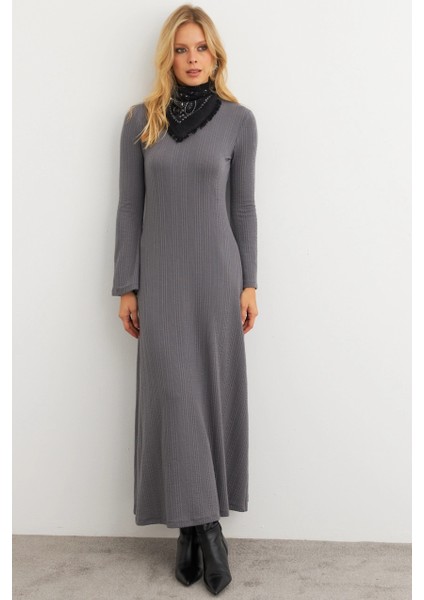 Kadın Antrasit Basic Maxi Elbise COL30 fırsatları