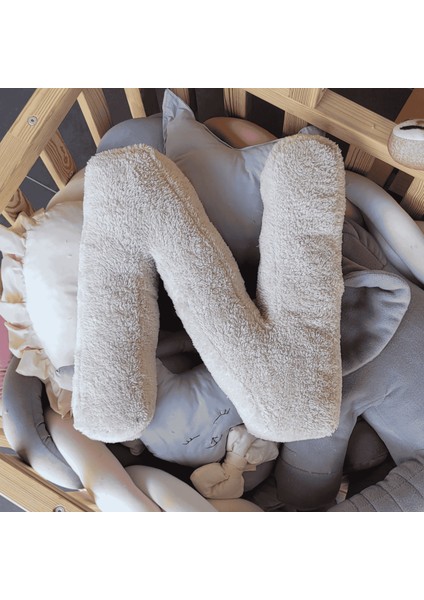 Litera, N Harfi, Yastık, Kırlent, Elyaf Dolgulu, Welsoft Kumaş, 40 cm
