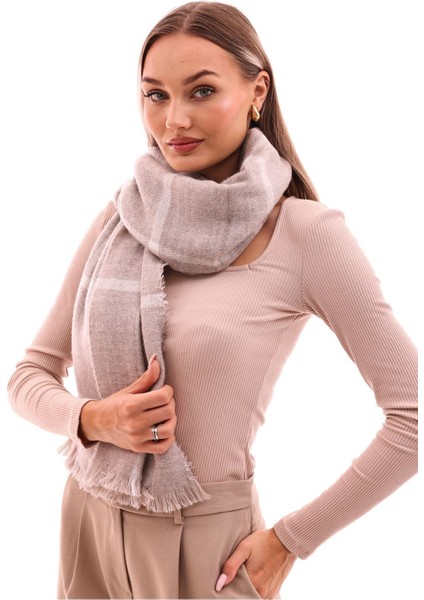 Kadın Yumuşak Dokulu Ekose Atkı fırsatları