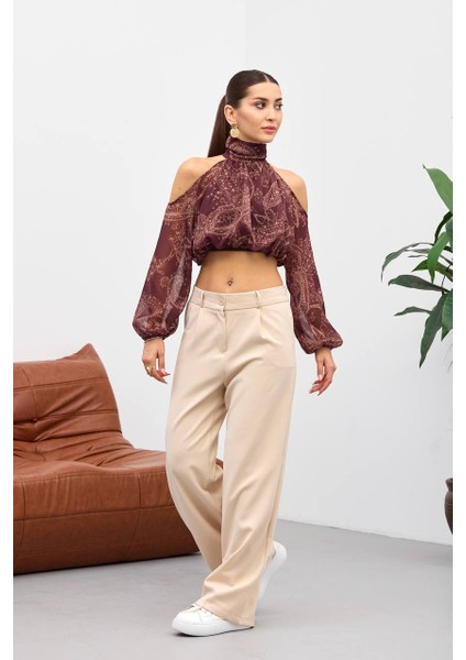 Bordo Omuzu Açık Belden Lastikli Bluz