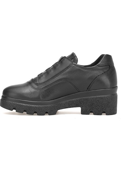 D25KA-3740 Kadın Hakiki Deri Casual Ayakkabı Siyah modelleri