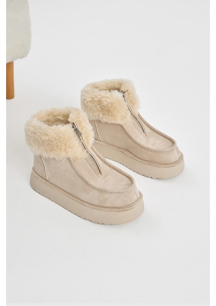Kadın Bej Kalın Taban Kürklü Önü Fermuarlı Süet Bot fırsatları