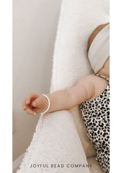 Beyaz Renk Inci Kız Bebek Bileklik