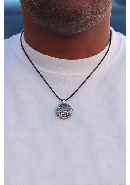 Açılabilir Kapaklı 925 Ayar Gümüş Hz Süleyman Mührü Işlemeli Kolye 201024600 modelleri