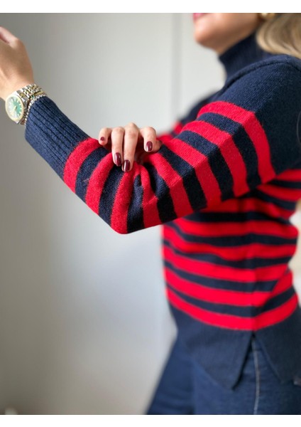 Lacivert Kırmızı Çizgili Kazak fırsatları