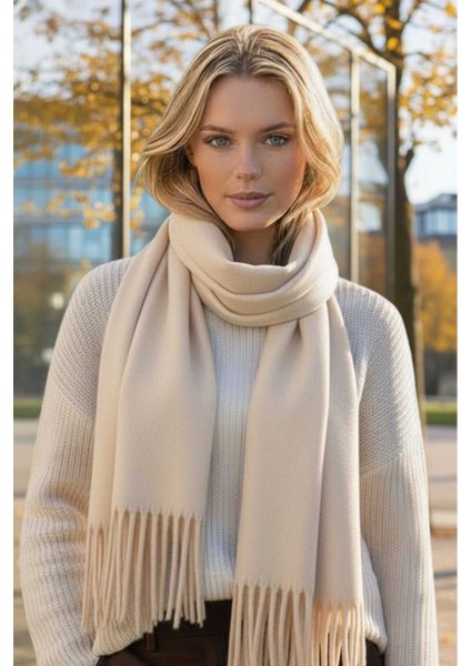 Kadın Yumuşak Dokulu Püsküllü Kışlık Buklet Atkı Şal