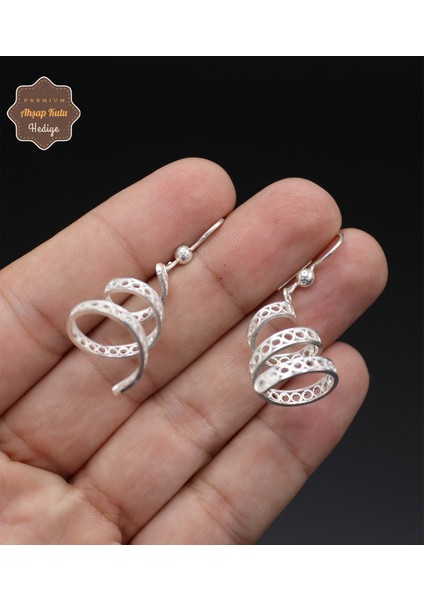 Sallantılı Sarmal Model 925 Ayar Gümüş Telkari Kadın Küpe 201024671 modelleri