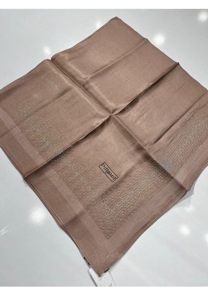 Piramit Taşlı Eşarp - 7