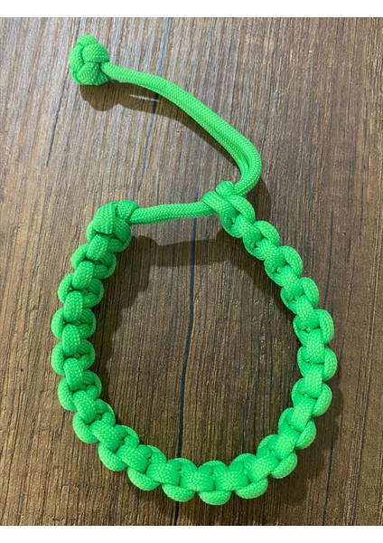 Fıstık Yeşili Paracord Bileklik fiyatları
