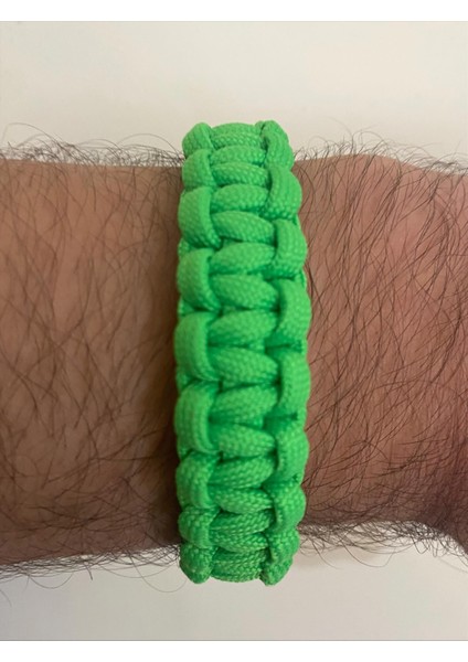 Fıstık Yeşili Paracord Bileklik modelleri