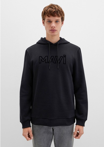 Mavi Logo Baskılı Kapüşonlu Siyah Sweatshirt 0610941-900