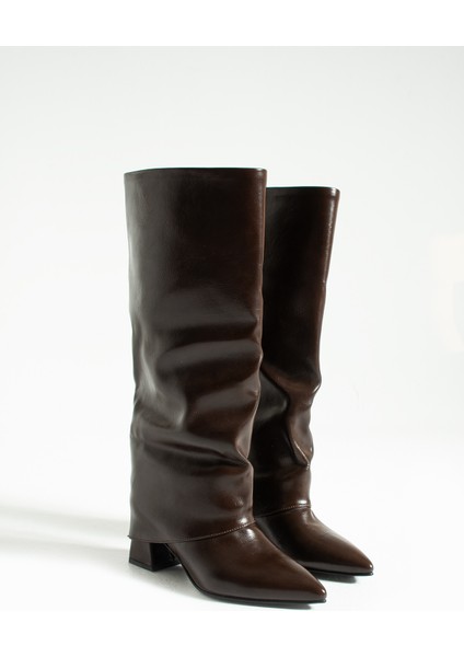 Nomi Kadın Sivri Burun Topuklu Çizme modelleri