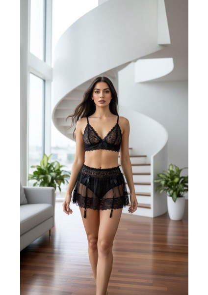 Siyah Fiyonklu Fantezi Gecelik