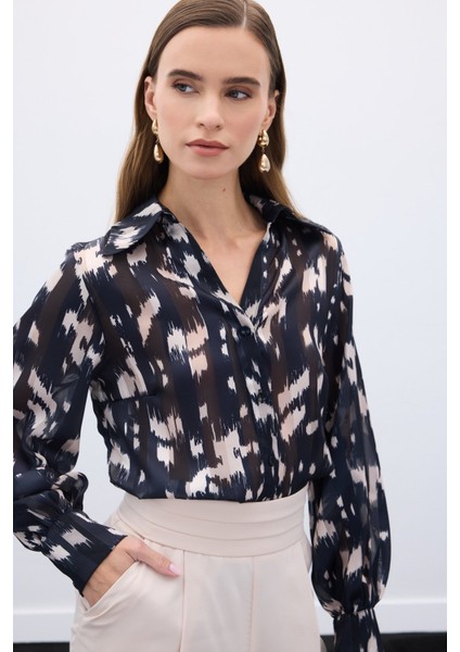 Geniş Manşetli Desenli Gömlek - Siyah